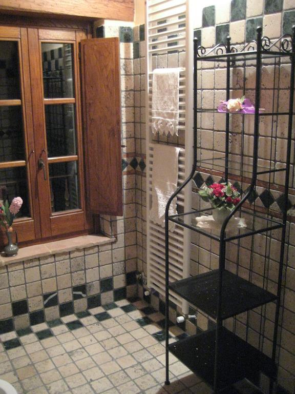 Готель La Casa Di Ercole Беванья Екстер'єр фото