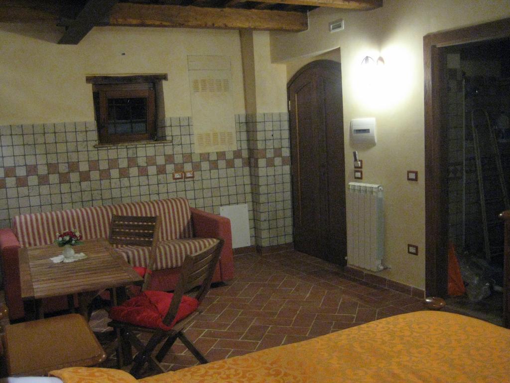 Готель La Casa Di Ercole Беванья Екстер'єр фото